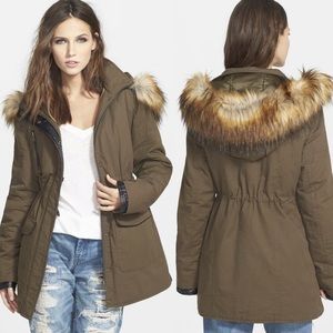 Kiind Of Vintage Parka with Faux Fur Trim Size M